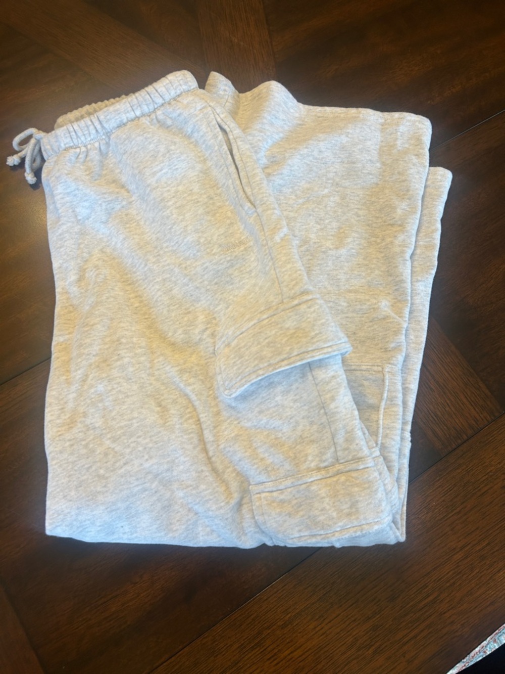 Garage women’s  Light Gray cargo sweat Pants -